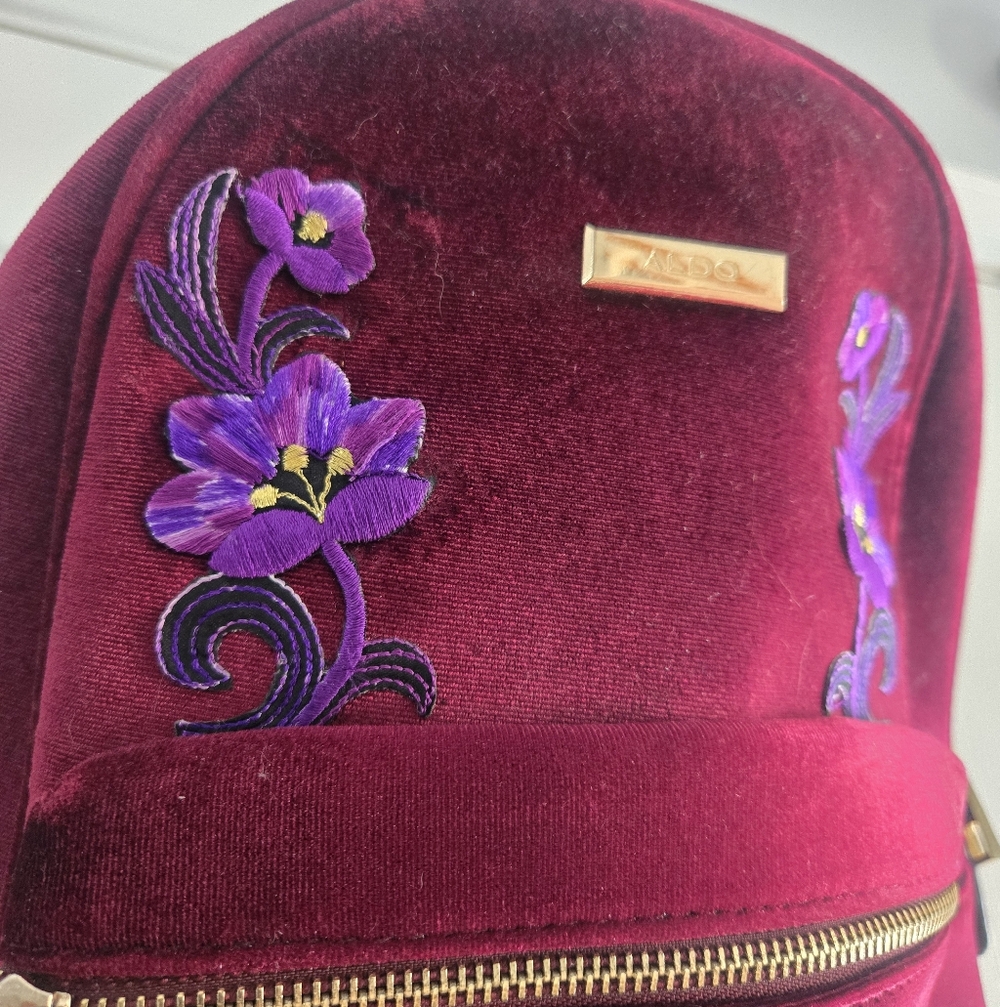 Elegant Aldo Velvet Burgundy Backpack with Floral Embroidery - Picture 3 of 8